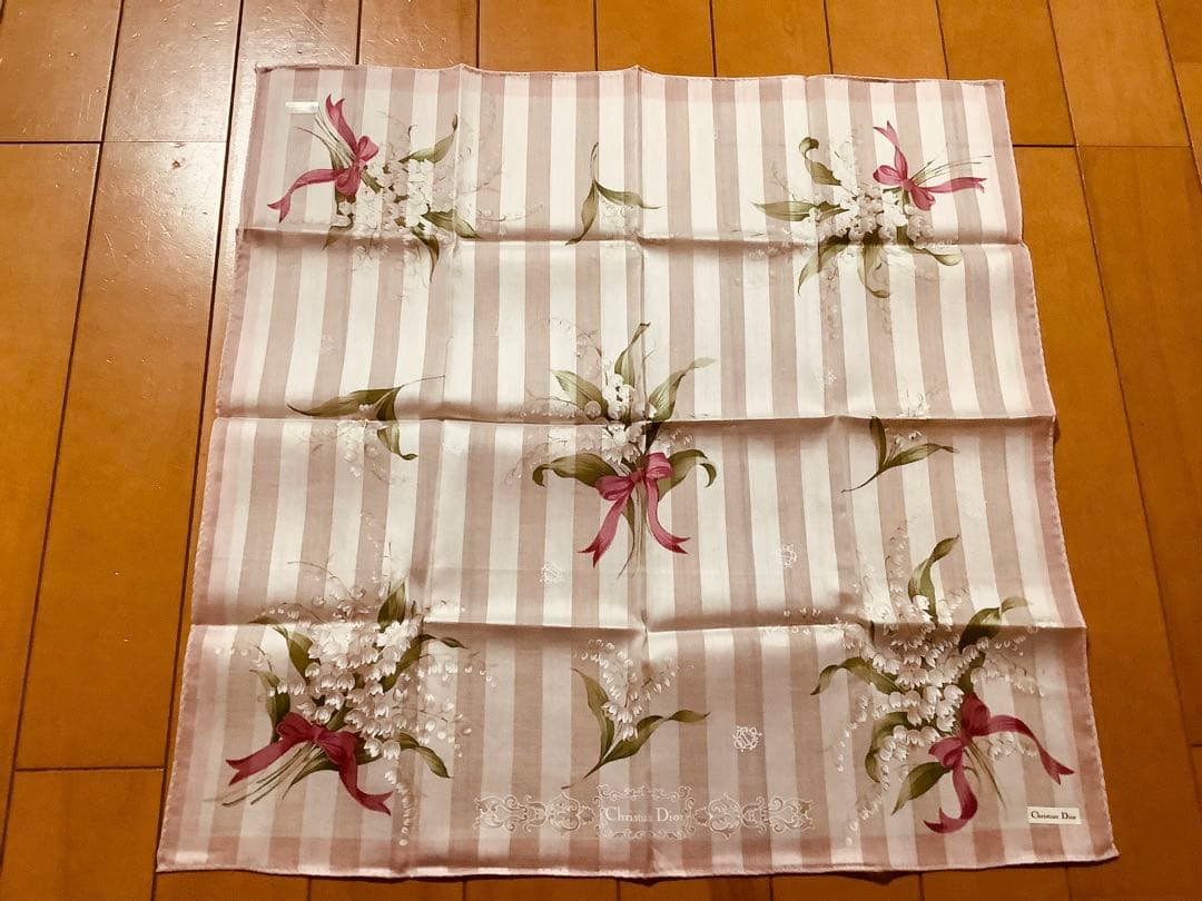 c*i様 Christian Dior、DAKS,TRUSSARDI のハンカチ