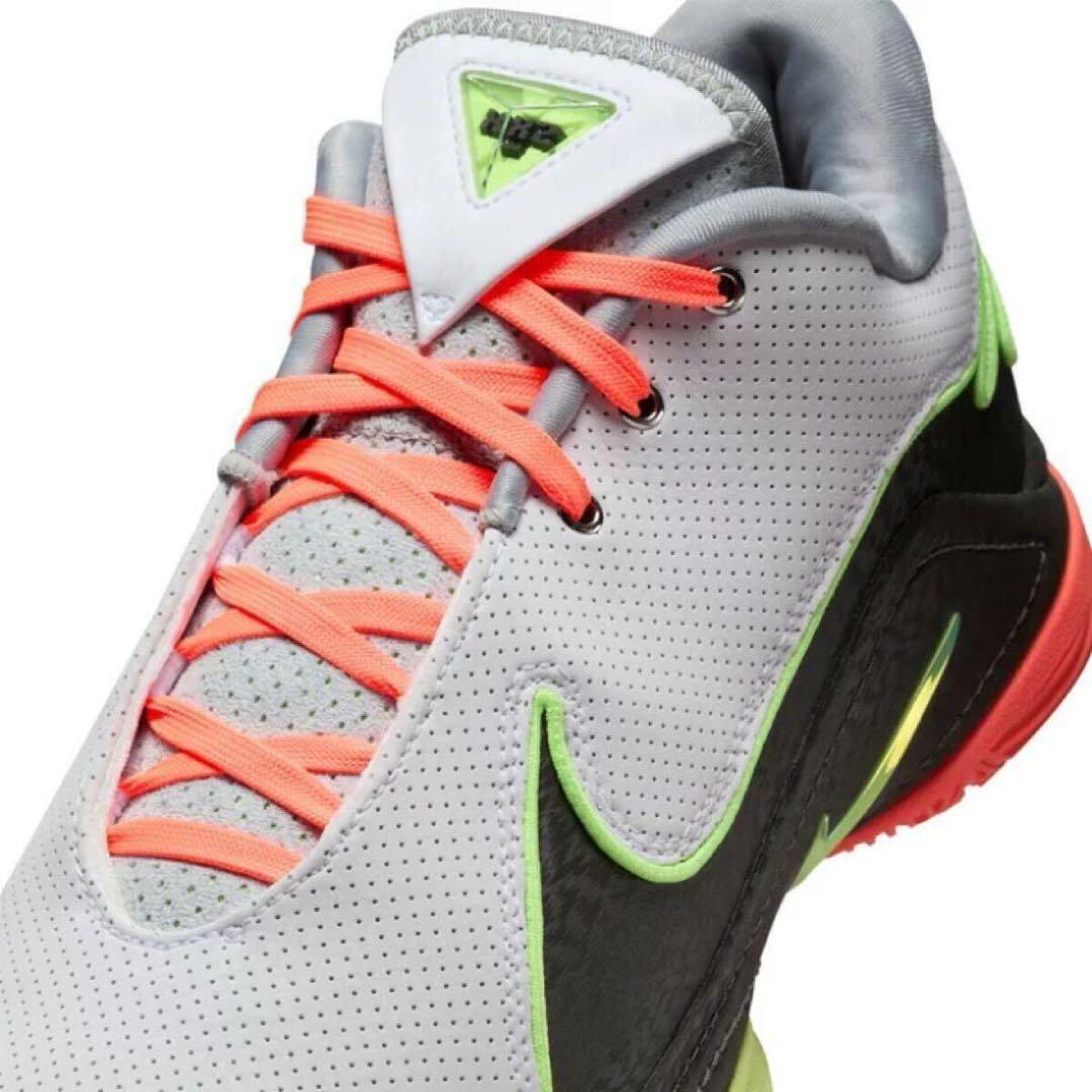 ナイキ 26 レブロン 22 スニーカー バスケ シューズ バッシュ 靴