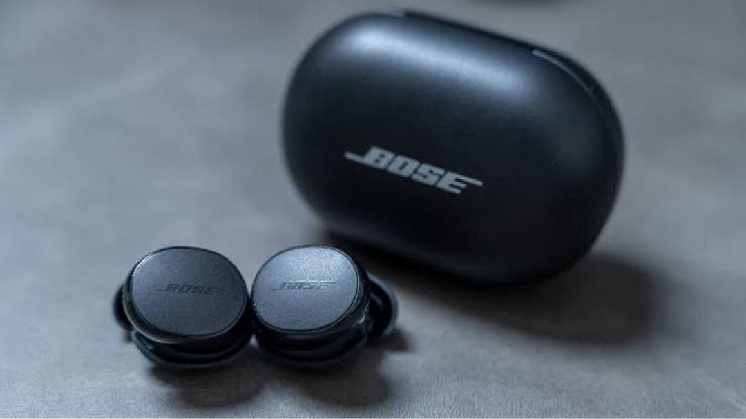 【未使用】Bose QuietComfort Earbuds ケース付き