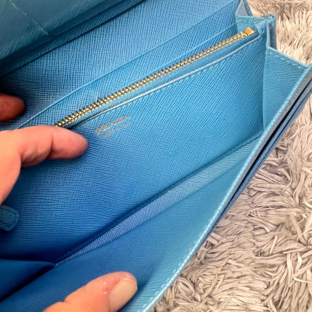 良品✨PRADA サフィアーノ　メタルロゴ　ライトブルー　レディース　長財布
