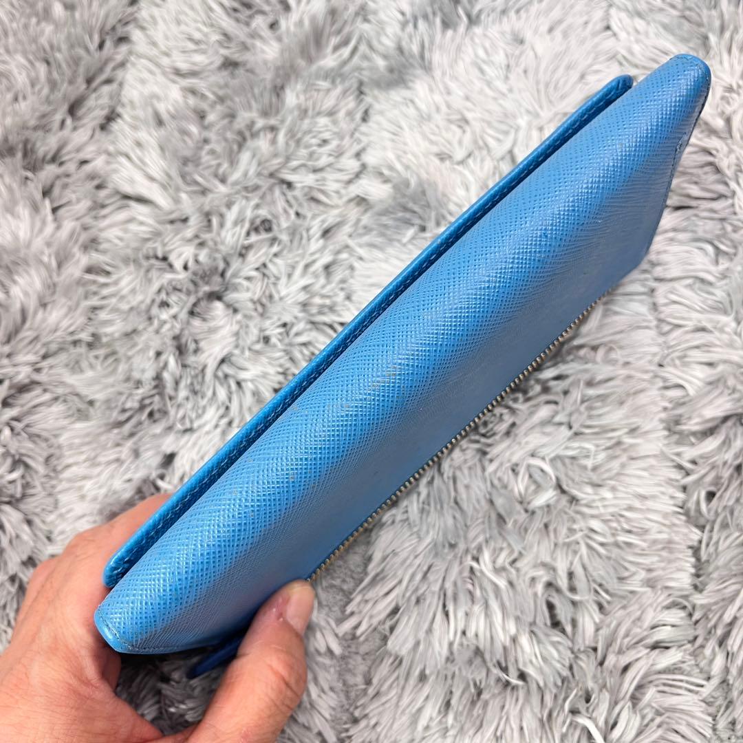 良品✨PRADA サフィアーノ　メタルロゴ　ライトブルー　レディース　長財布