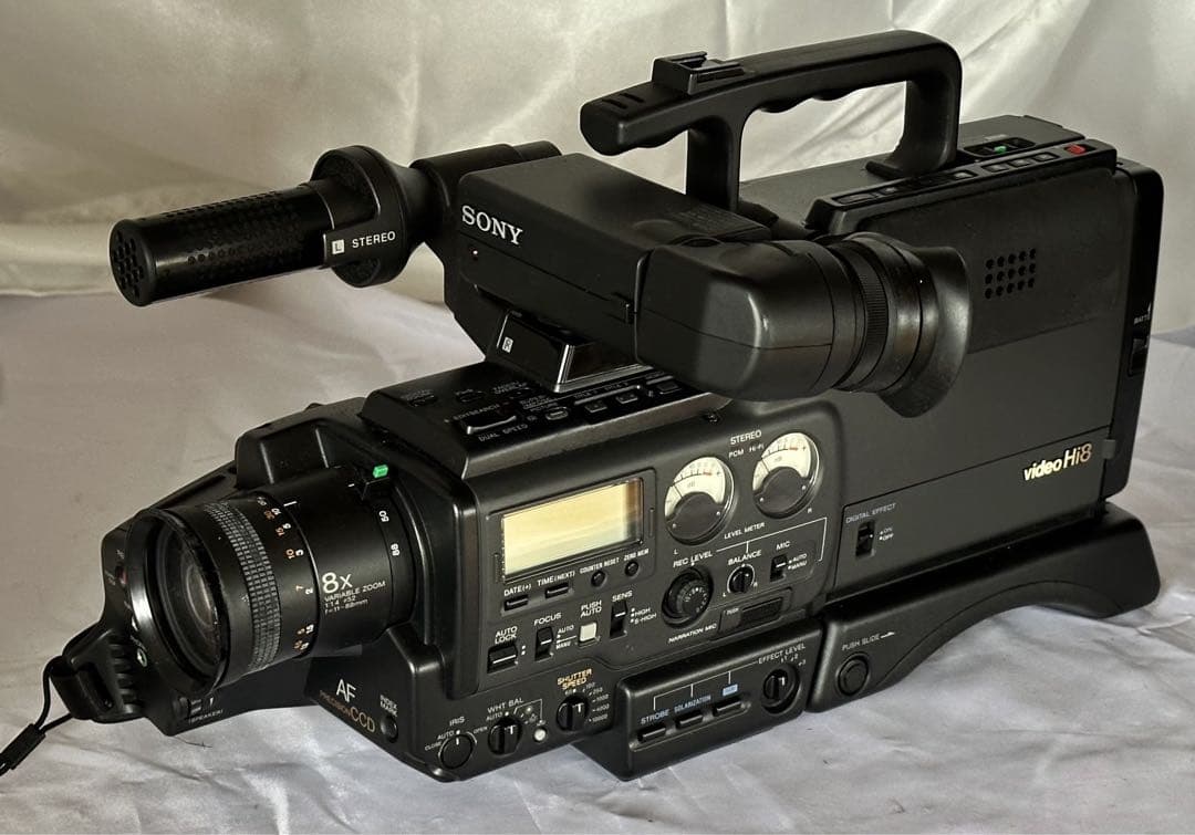 【値下】【希少】Sony CCD-V5000 VideoHi8 PRO 付属品付