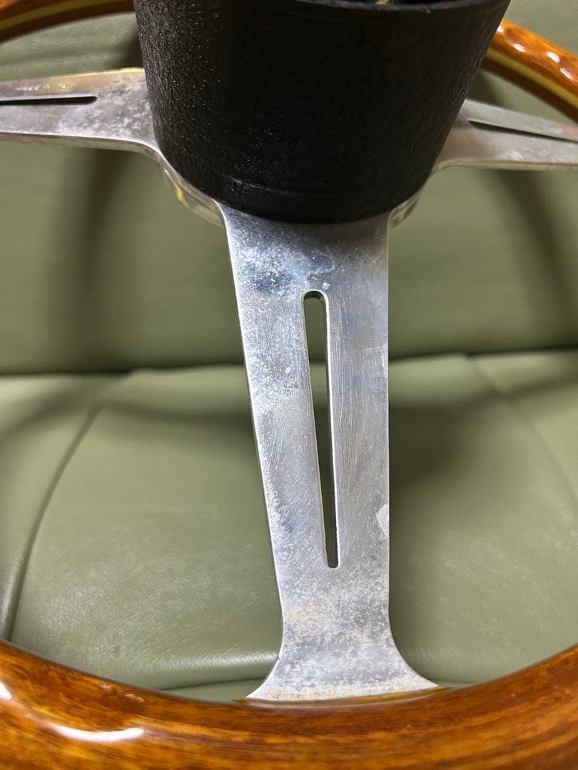 NARDI TOKYOホーンボタン付きウッドステアリング直径36.5cmボス付き