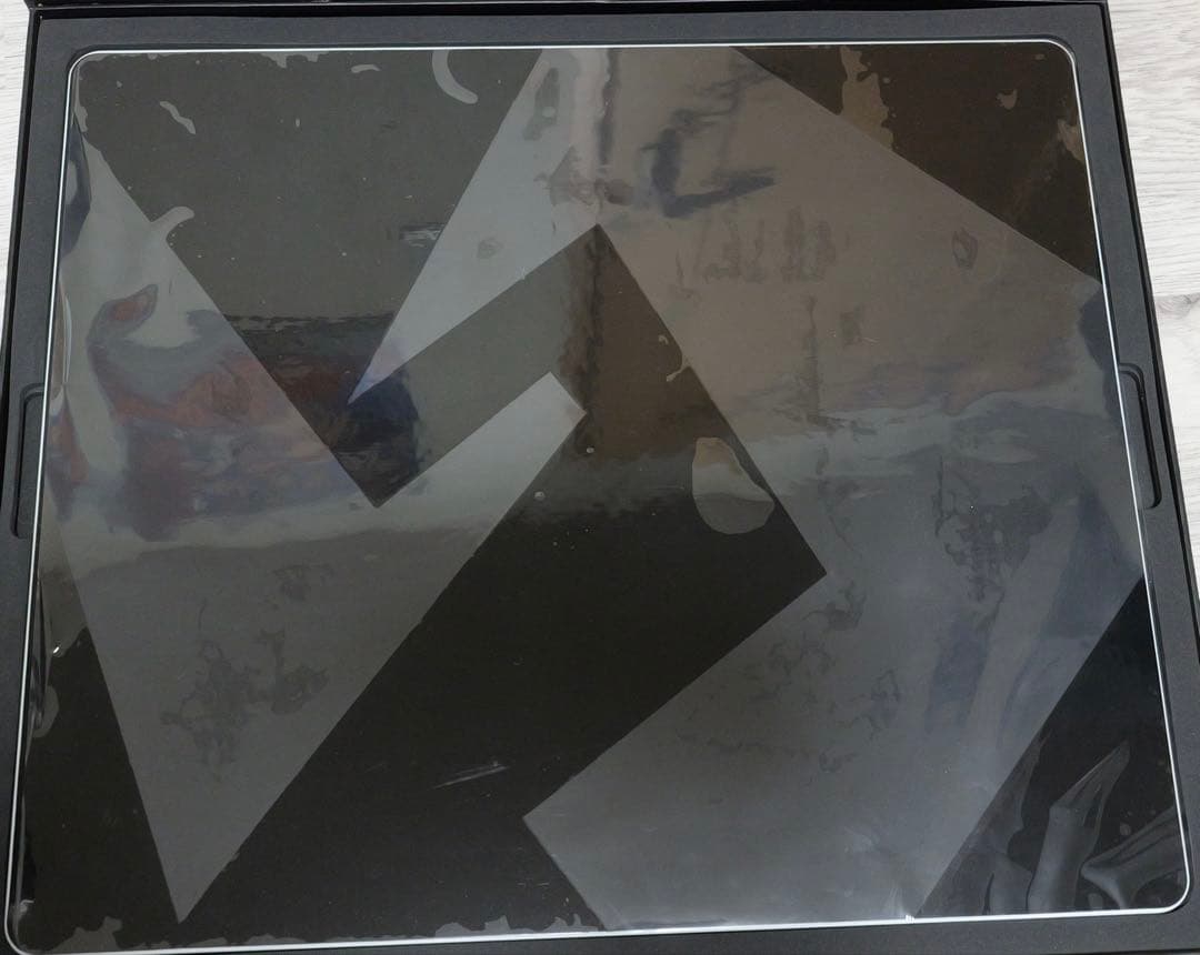 GLSSWRKS Hana ガラスマウスパッド 490x420mm