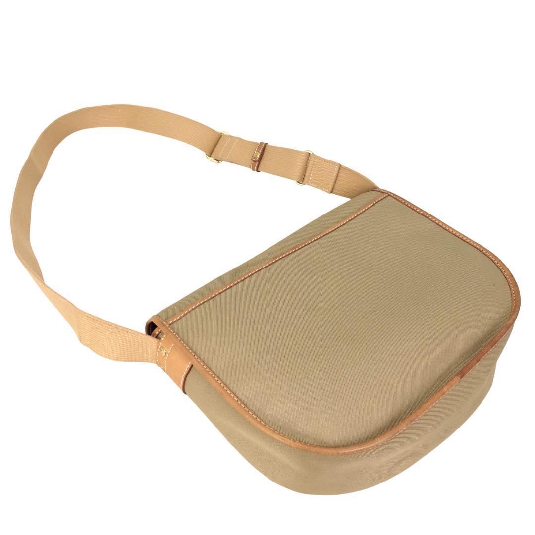 本物 良品 ■ハンティングワールド■サファリ トゥディ 斜めがけショルダーバッグ