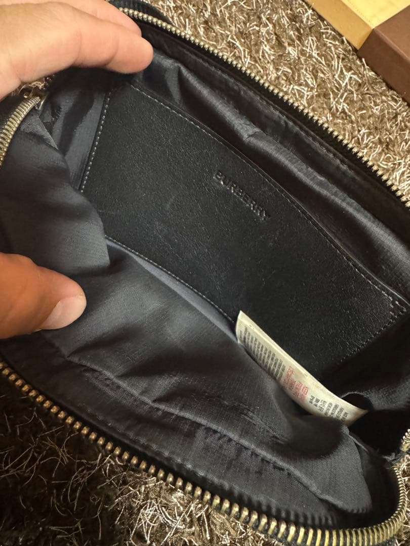 最終値下げBURBERRY ブラック ショルダーバッグ