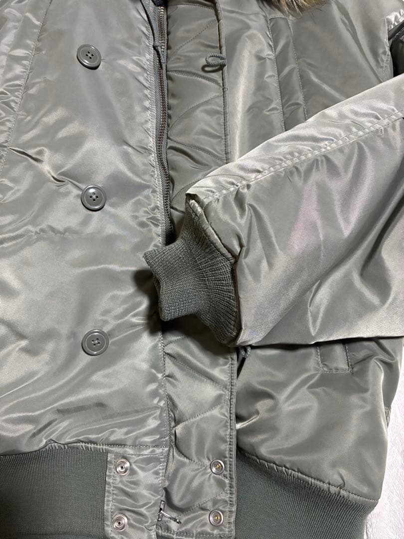 BEAMS N-2Bフライトジャケット　カーキ ビームス