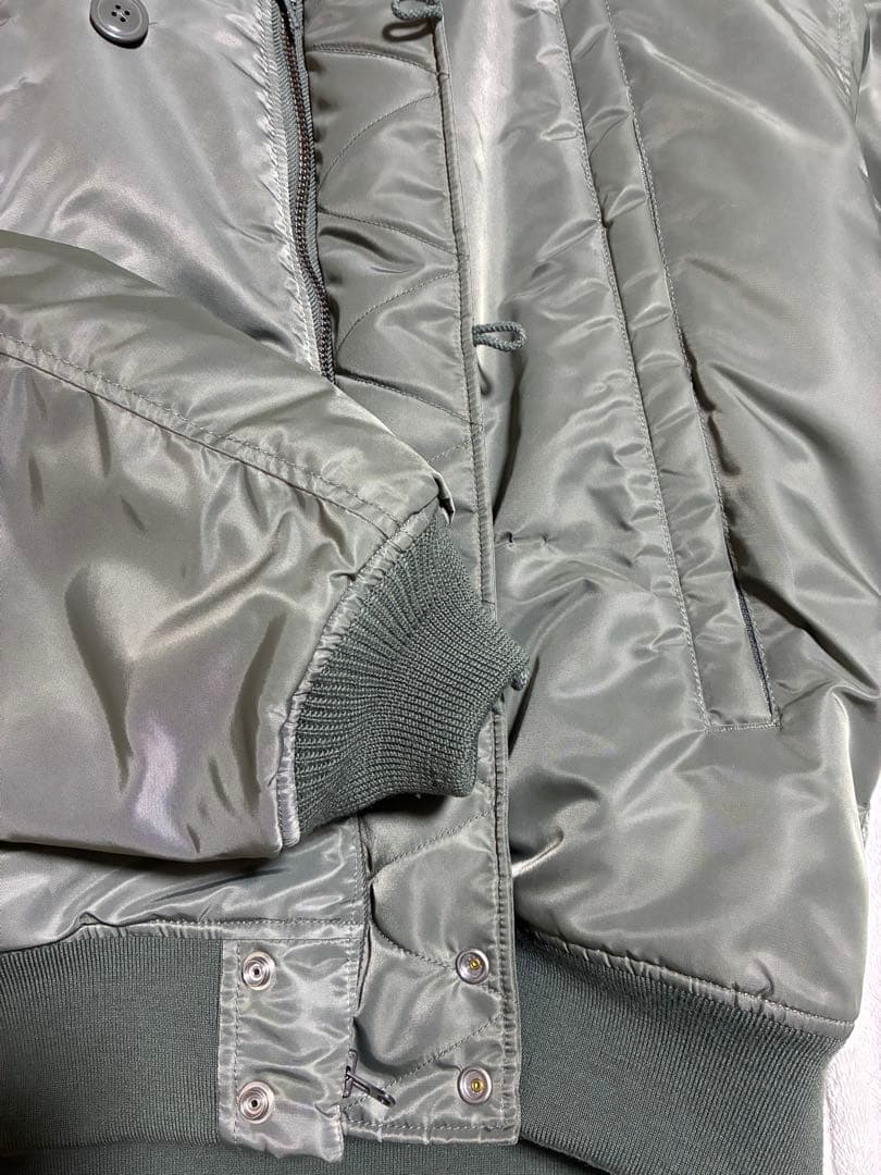 BEAMS N-2Bフライトジャケット　カーキ ビームス