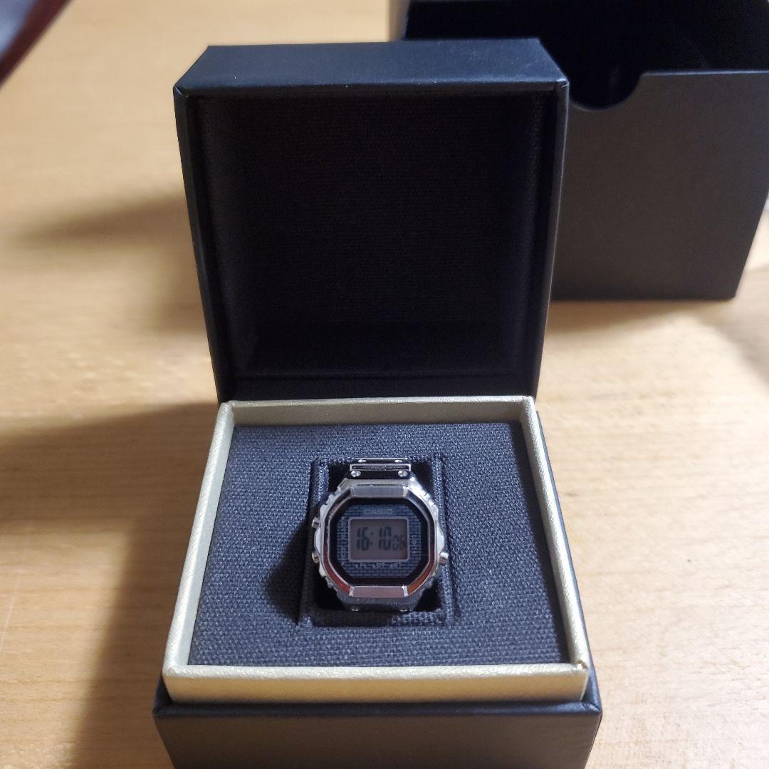 新品　CASIO CRW-001-1JR 　リングウォッチ