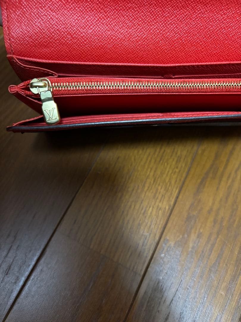 Louis Vuitton カラフル葉柄 長財布