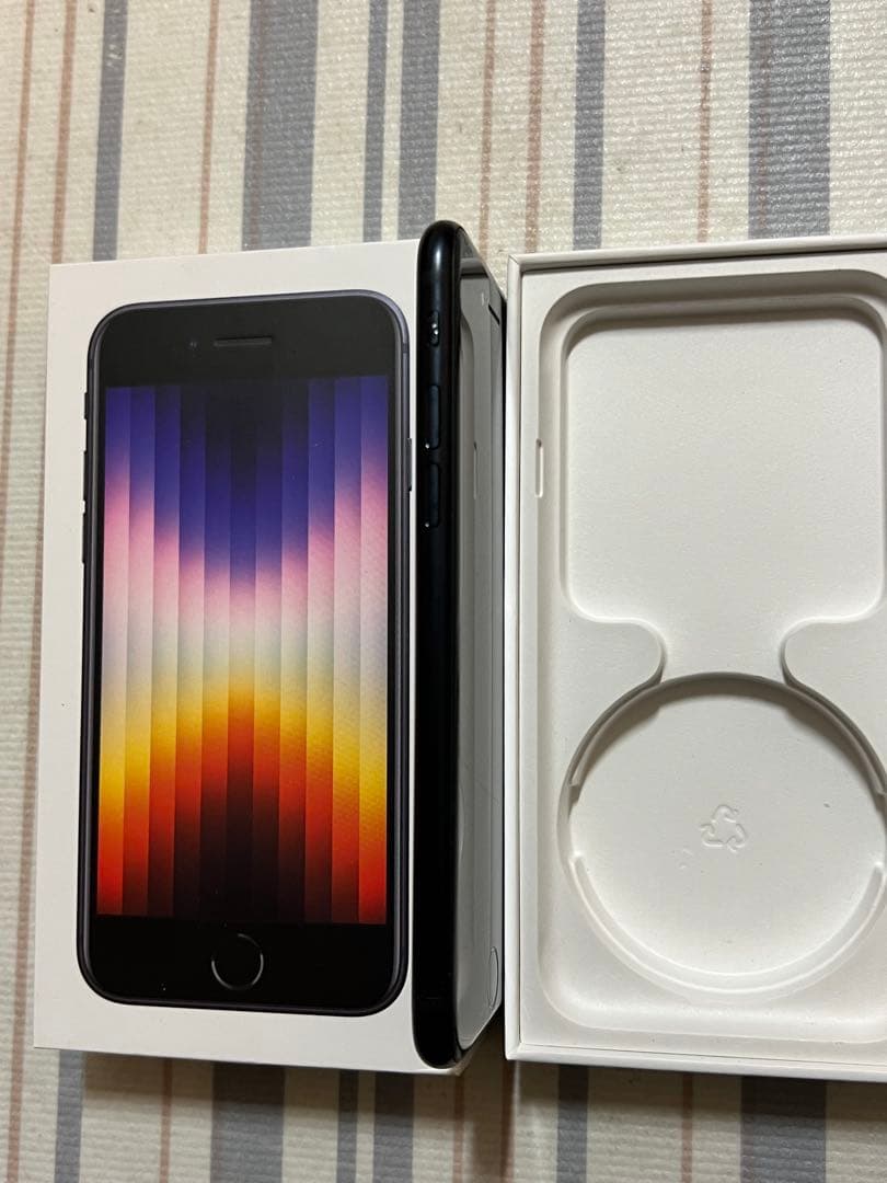 iPhone SE（第3世代） 128GB