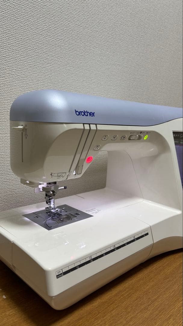 ブラザー　刺しゅう用ミシン イノヴィスInnovis D300