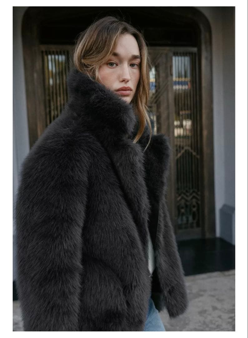 ZARA リバーシブルショートフェイクファーコート黒 Sサイズ