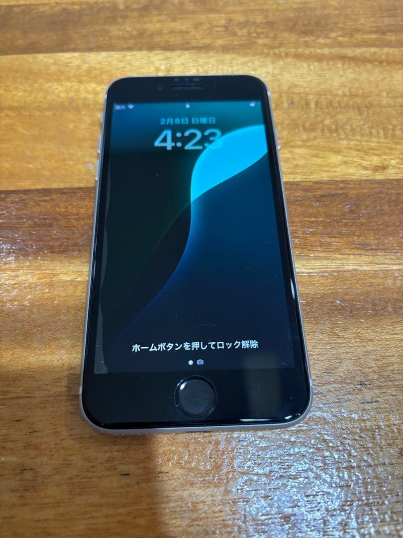 Apple iPhone SE (第2世代) ホワイト　128GB