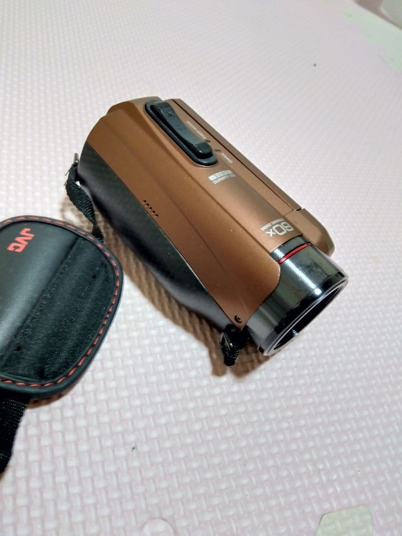 JVC ビデオカメラ Everio R ライトブラウン GZ-R400-T