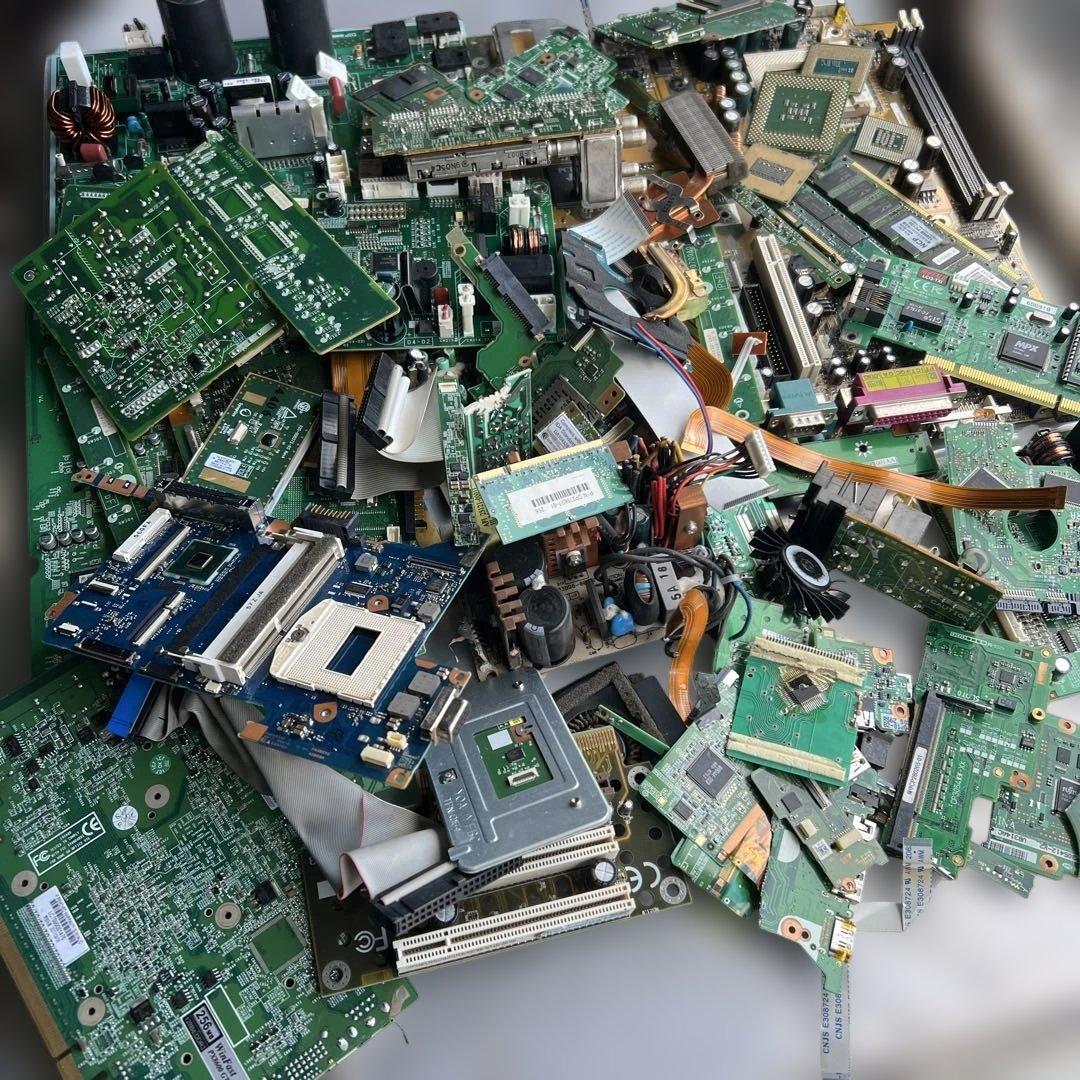 基板ジャンク大量　レアメタル摘出などに