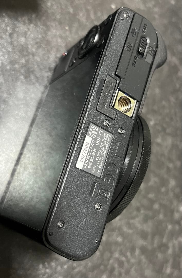 デジタルカメラ SONY DSC-RX100 Cyber-shot