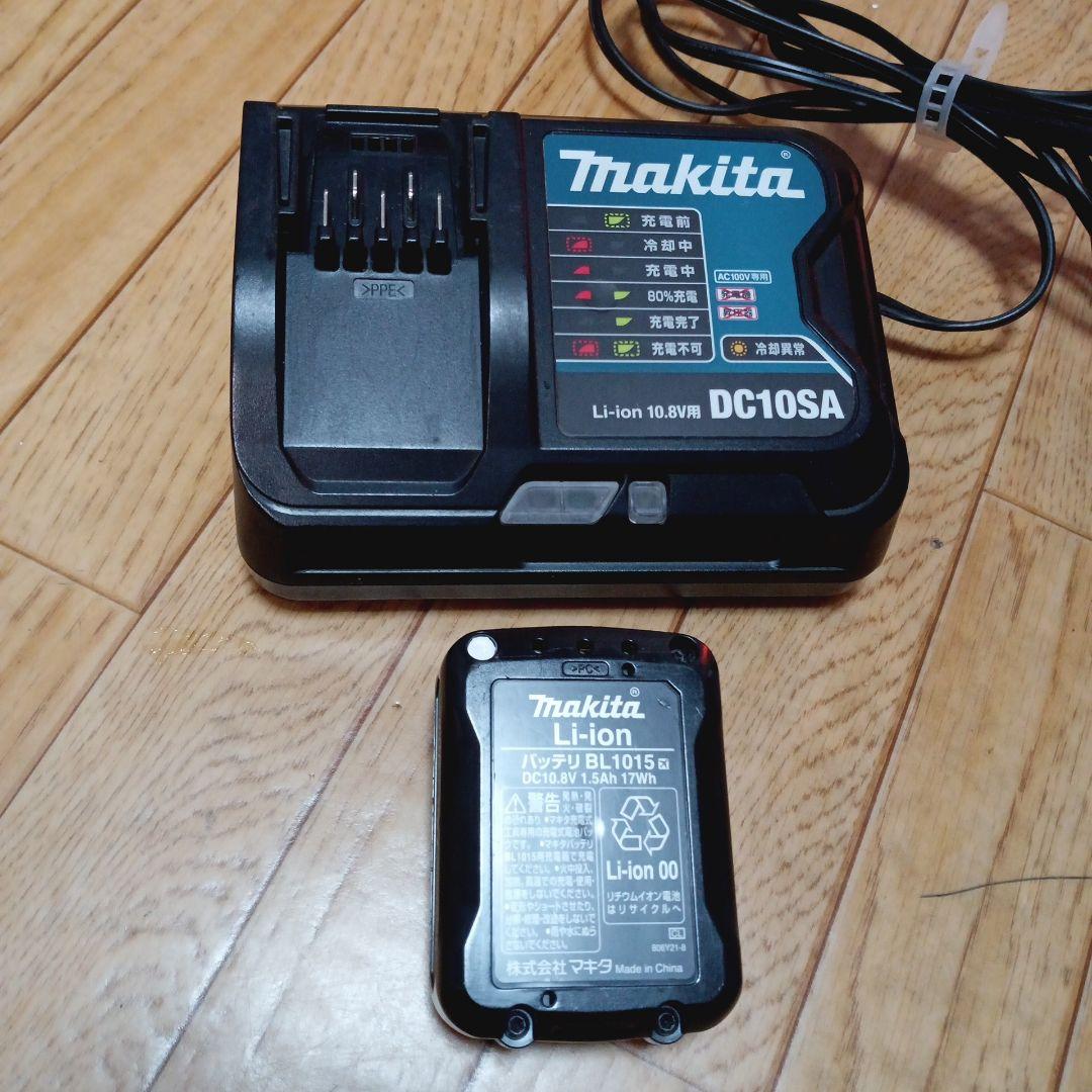 マキタ10.8V充電式クリーナCL107FD 純正バッテリー及び純正充電器付