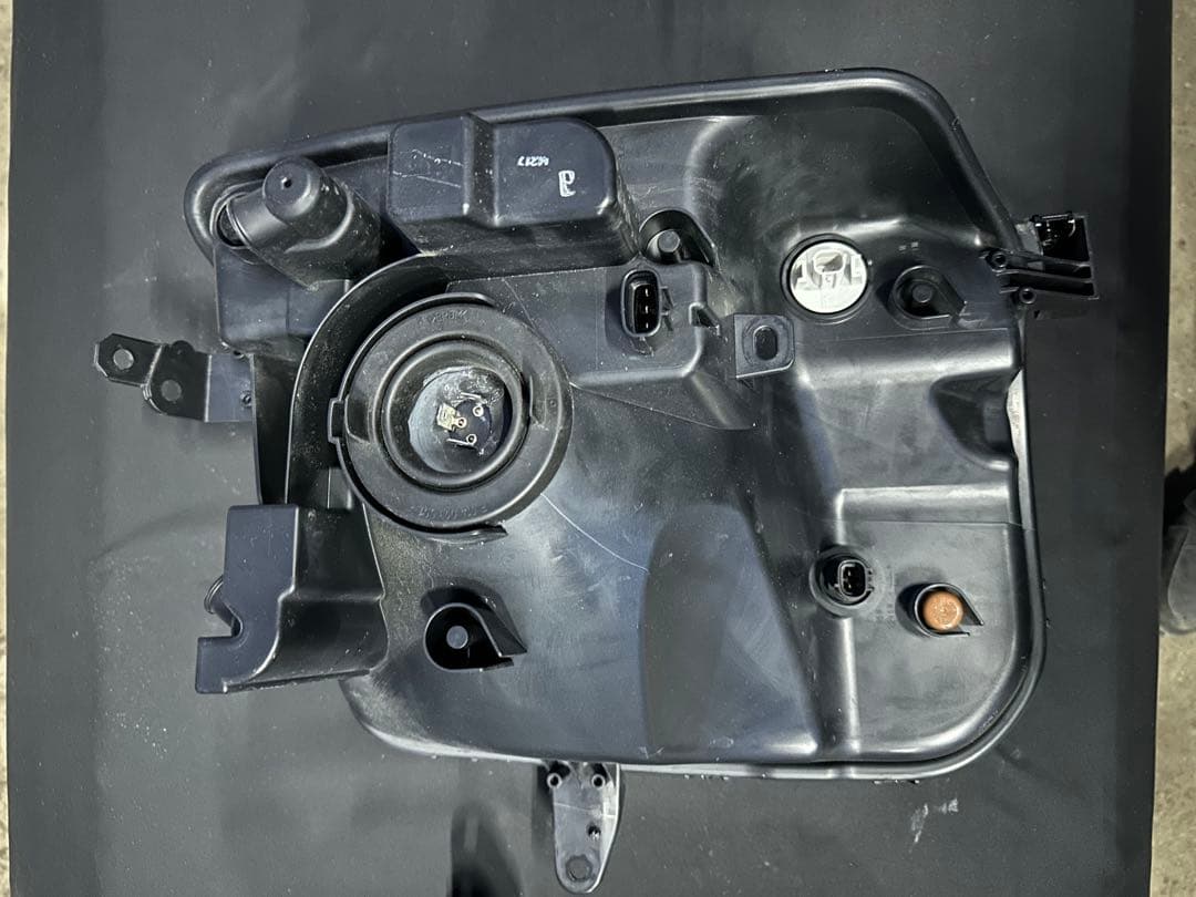 スズキ純正 DA17W DA17V ヘッドライト