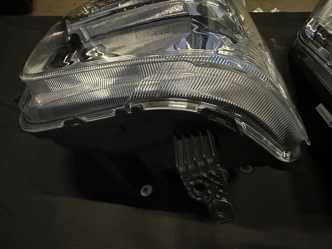 スズキ純正 DA17W DA17V ヘッドライト