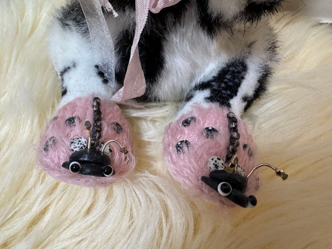 海外作家様作　アートドール　てんとう虫コスチュームのうさぎ