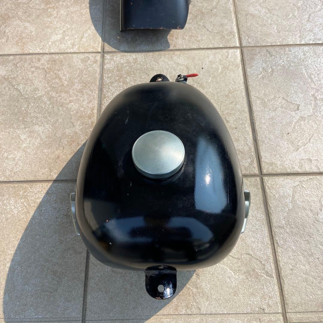 HARLEY-DAVIDSON ピーナッツタンク ミディアムトンネル