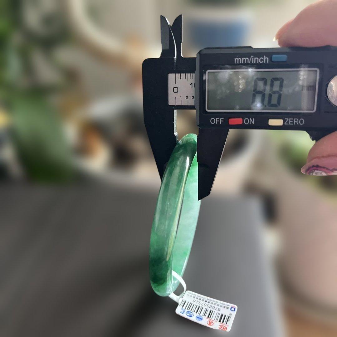 翡翠バングル 氷種翡翠バングル　氷種　ヒスイ　飄花　ミャンマー産翡翠 透明感