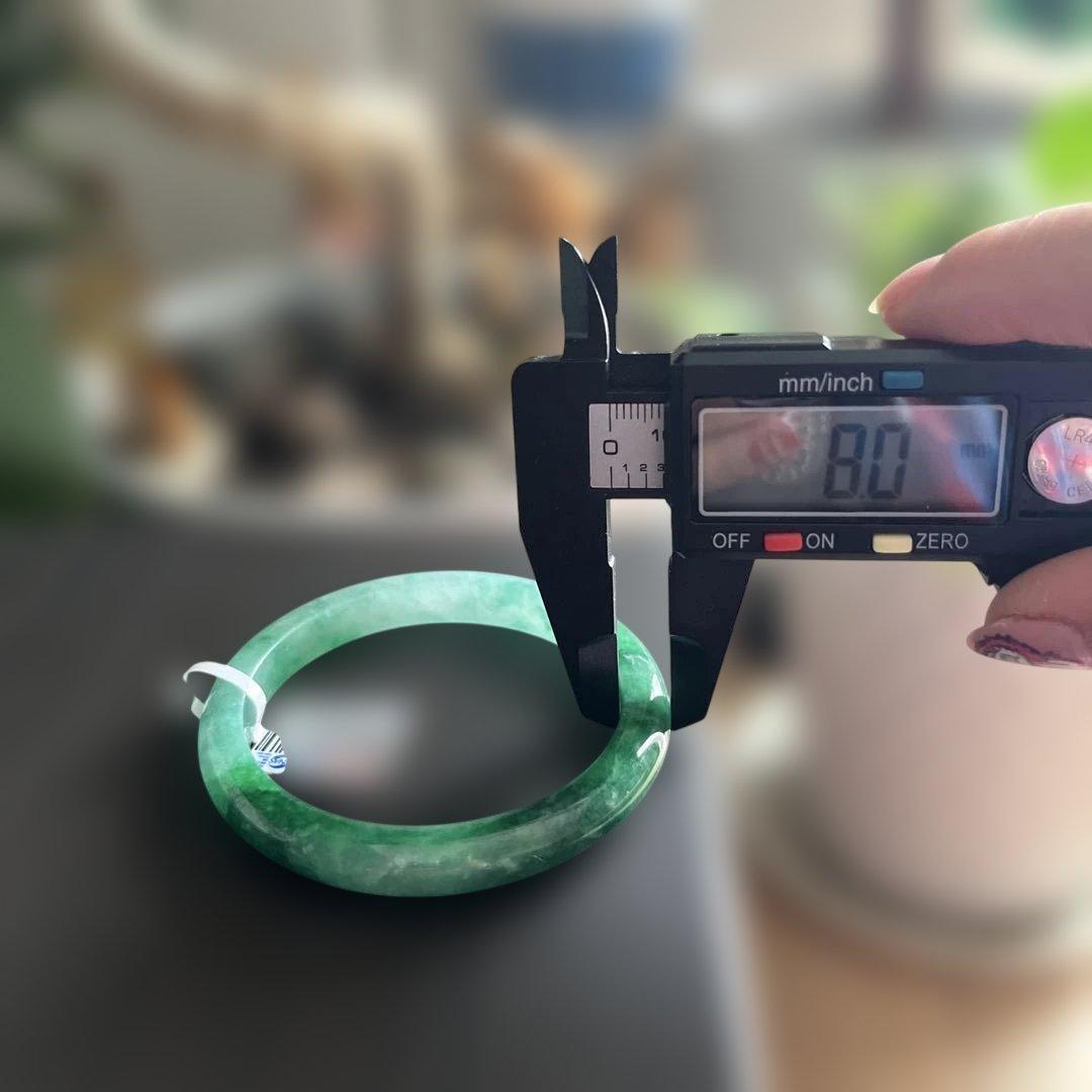 翡翠バングル 氷種翡翠バングル　氷種　ヒスイ　飄花　ミャンマー産翡翠 透明感