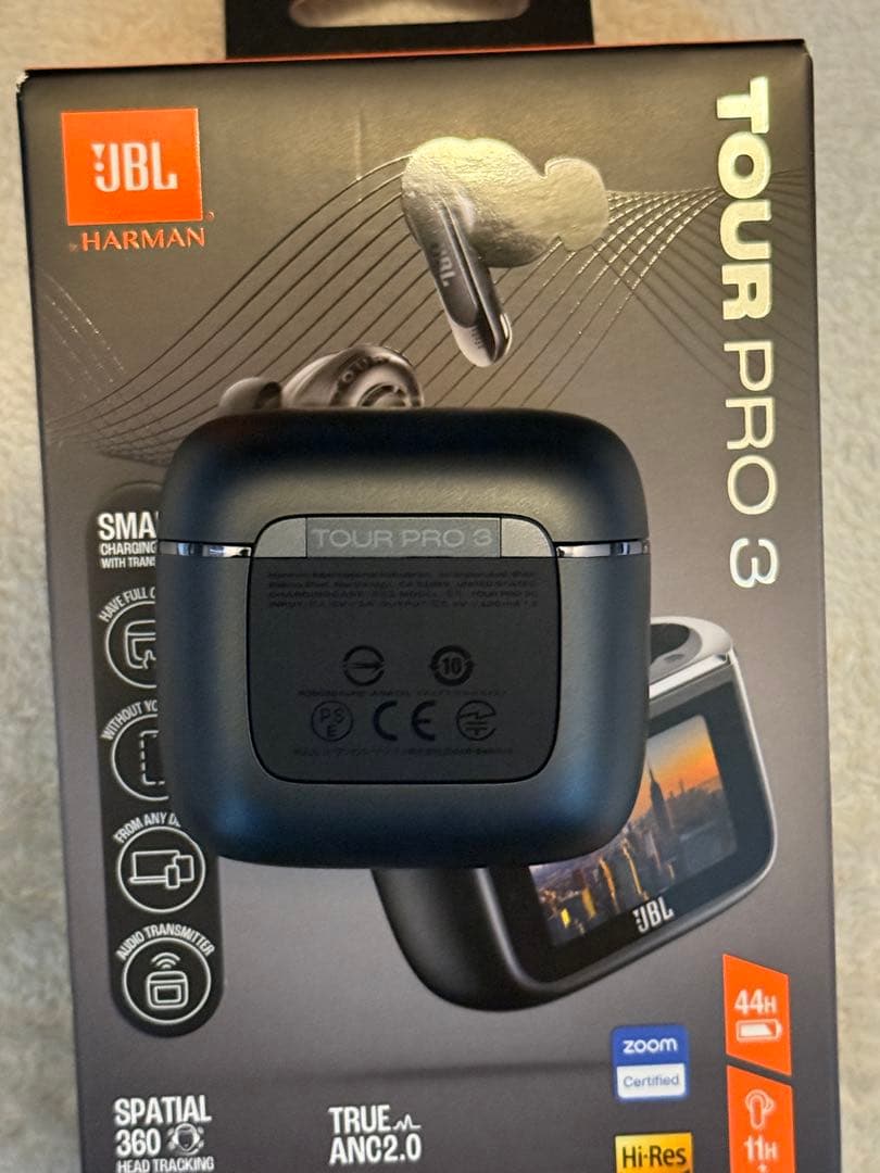 【極美品】JBL Tour Pro 3 Black LDAC対応