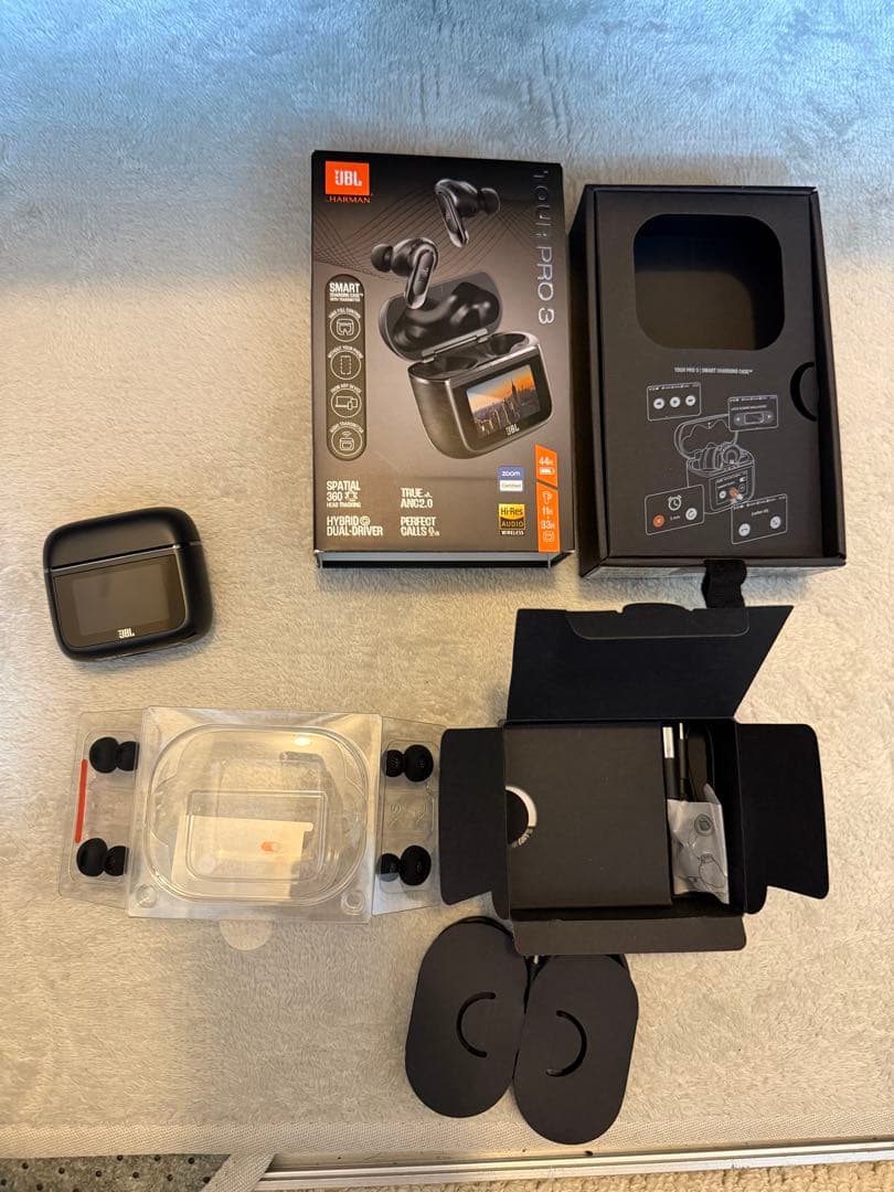 【極美品】JBL Tour Pro 3 Black LDAC対応