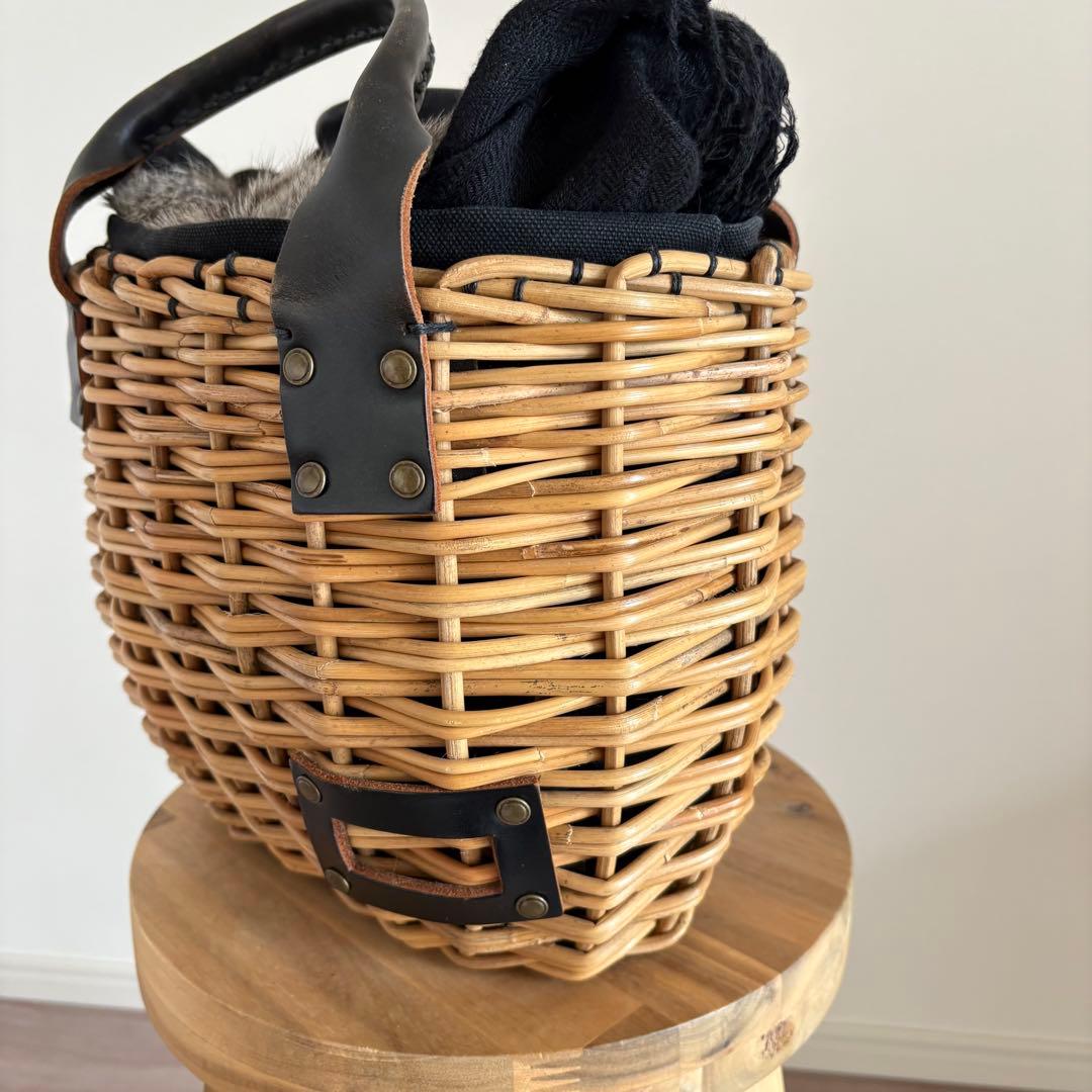 エバゴス　ebagos ファー付き　籐とレザーのカゴバック