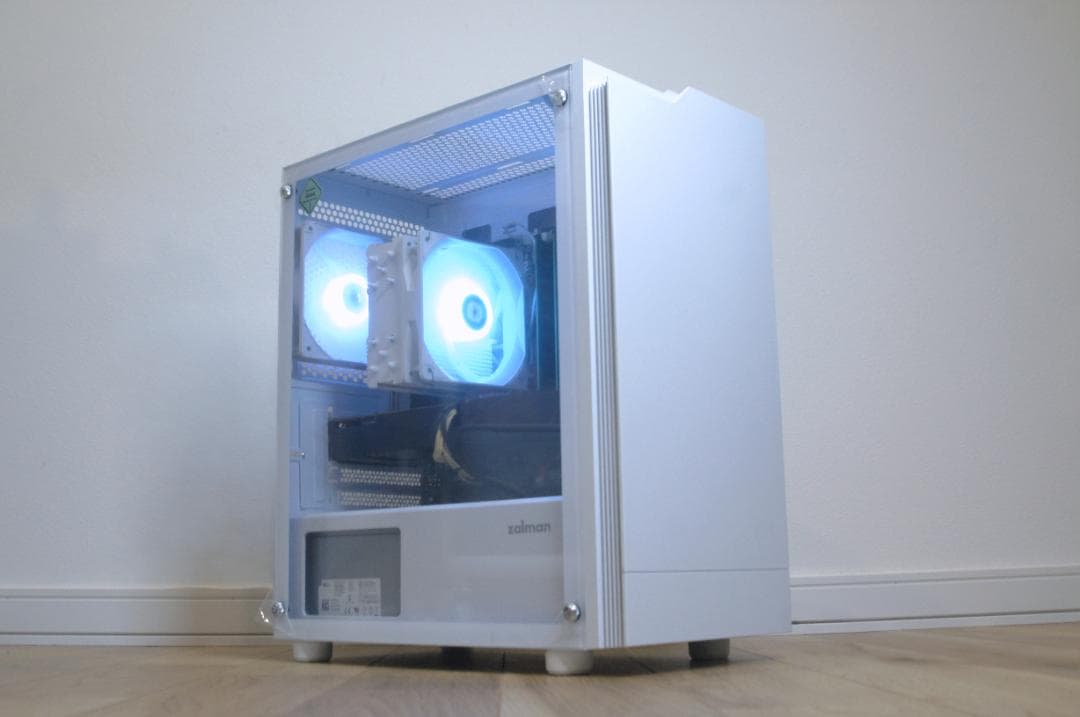 白ゲーミングPC i7-4790 / GTX1060 / SSD512GB