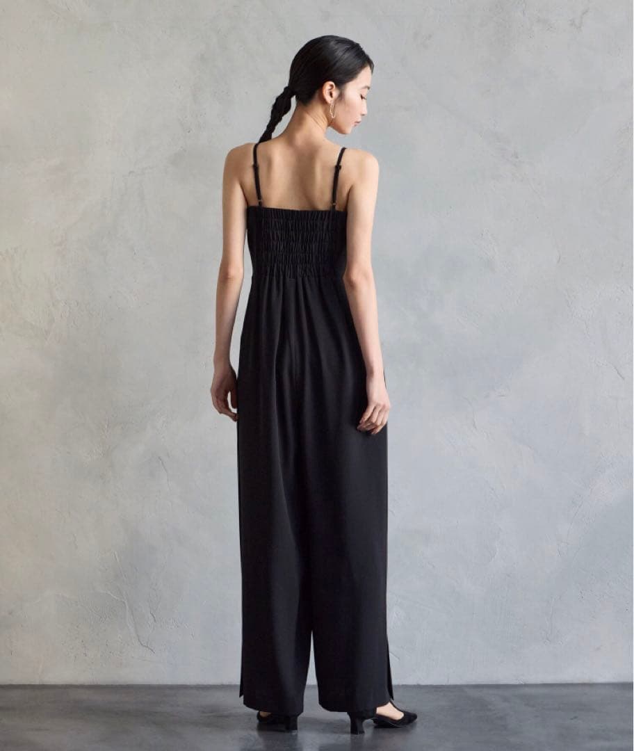 美品エメ　チュールフリルベスト×キャミソールオールインワンセットパーティードレス