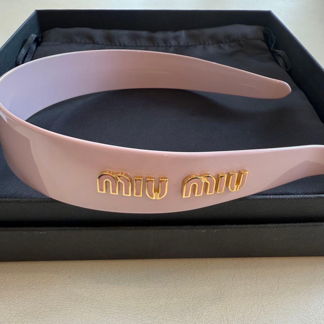 【新品未使用】完売品★MIUMIU ミュウミュウ カチューシャ ピンク 箱あり