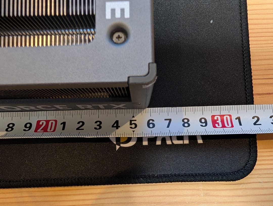 ショートサイズ26cm　GIGABYTE GEFORCE RTX 4070 Ti