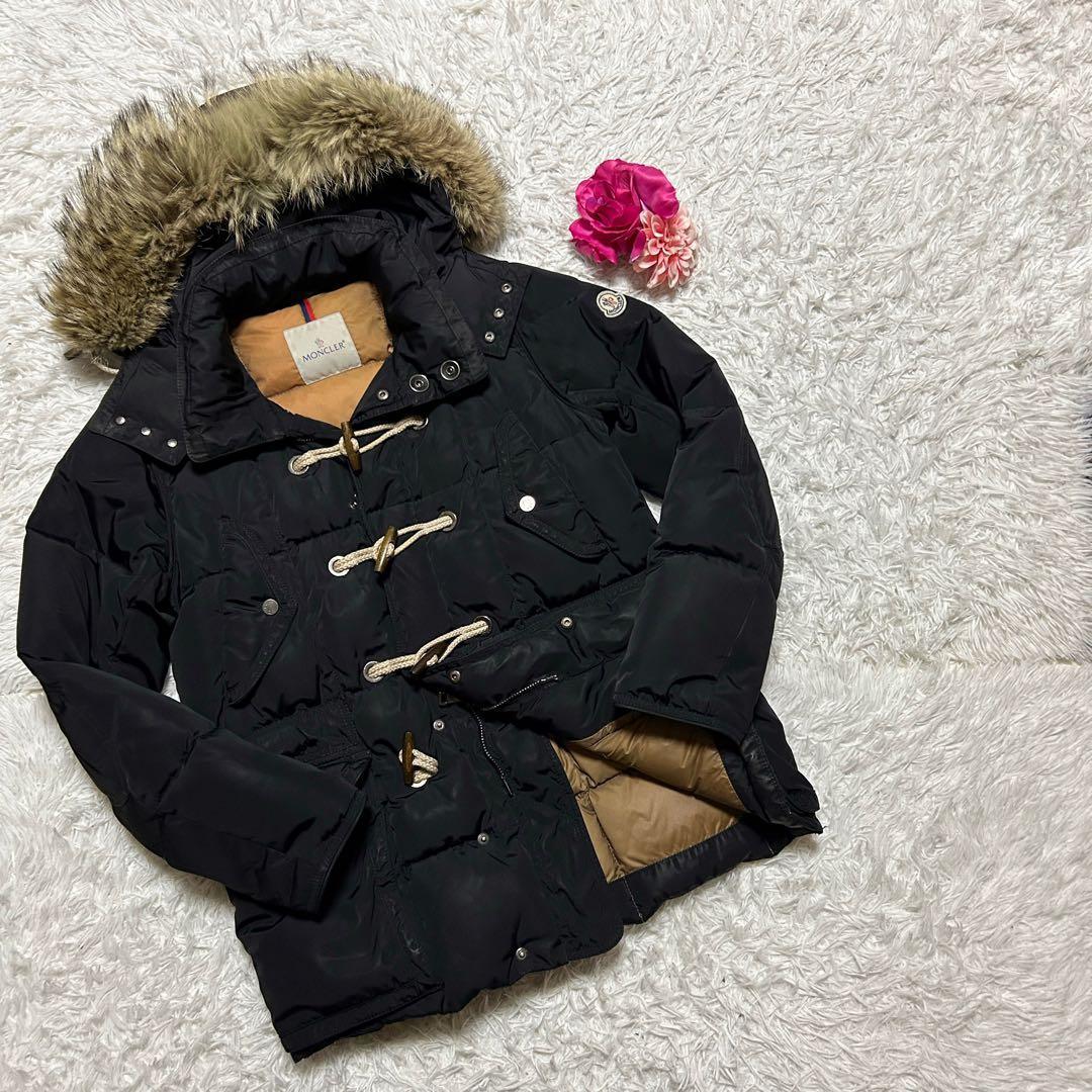 【】 モンクレール ダウンジャケット ブラック 激レア　肩ロゴ
