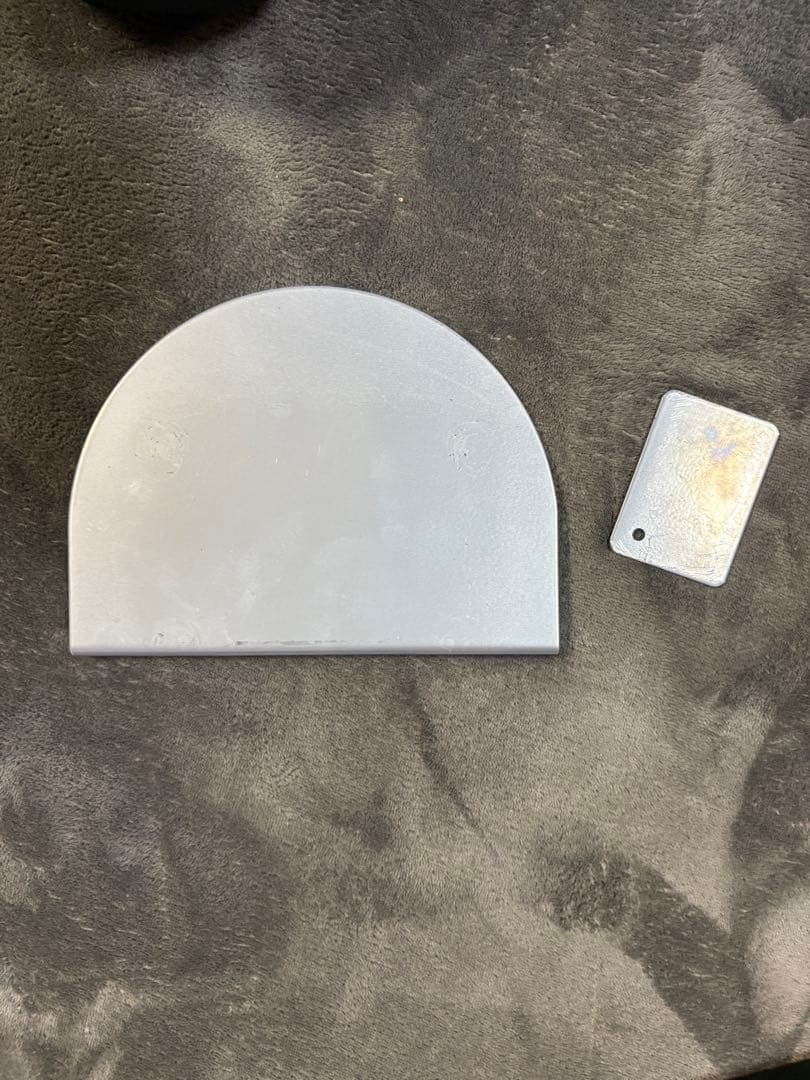 モニターアームamazonベーシック+プロテクター