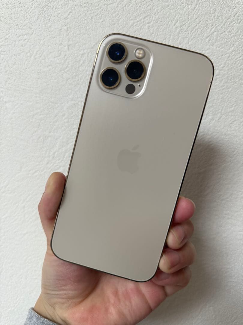 美品　Apple iPhone 12Pro ゴールド 256 SIMなし