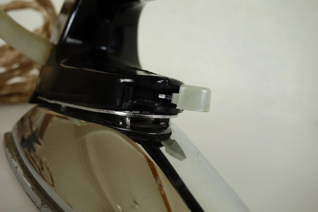 骨董　ナショナル キューティ N1-111 通電可 アンティーク ミニアイロン