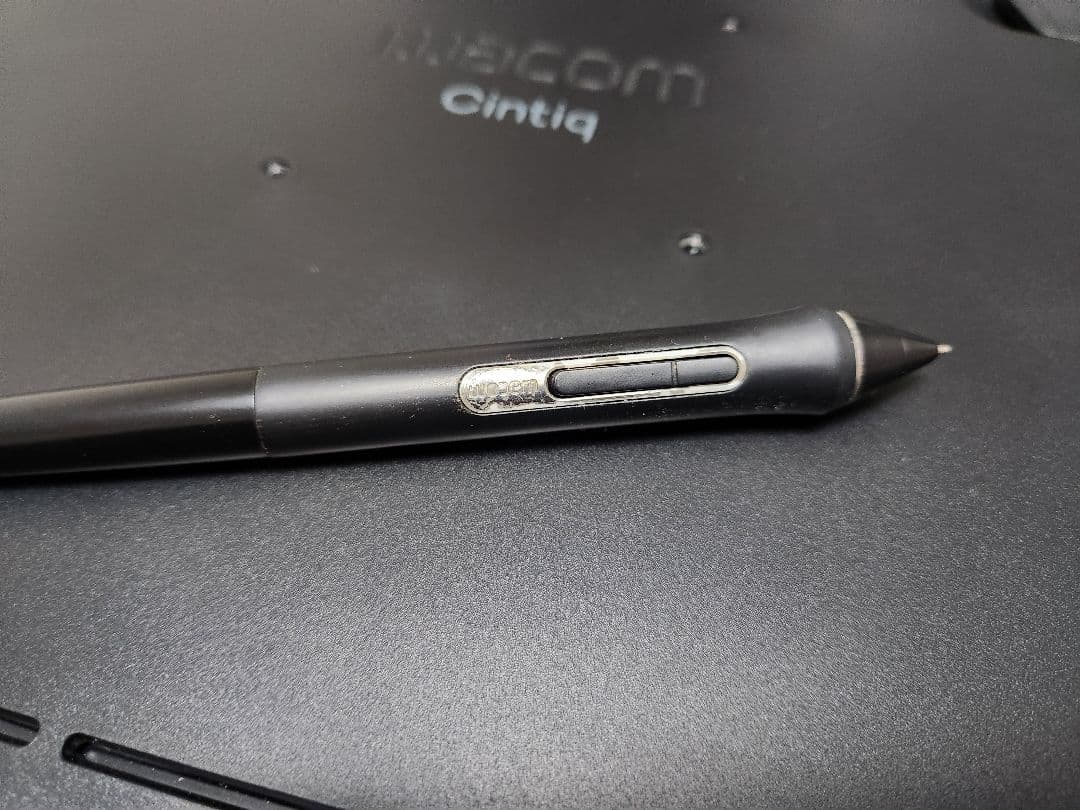 Wacom Cintiq 16 液晶ペンタブレット 本体