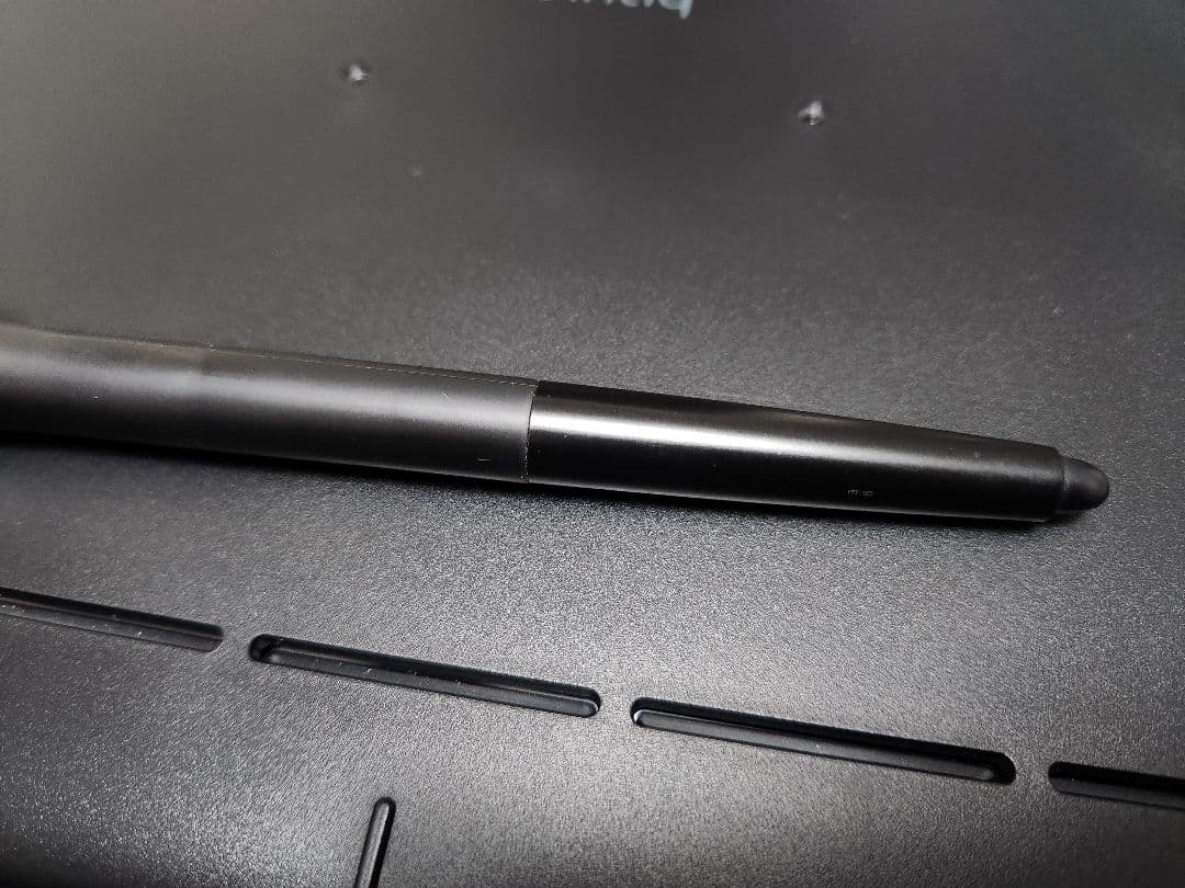 Wacom Cintiq 16 液晶ペンタブレット 本体