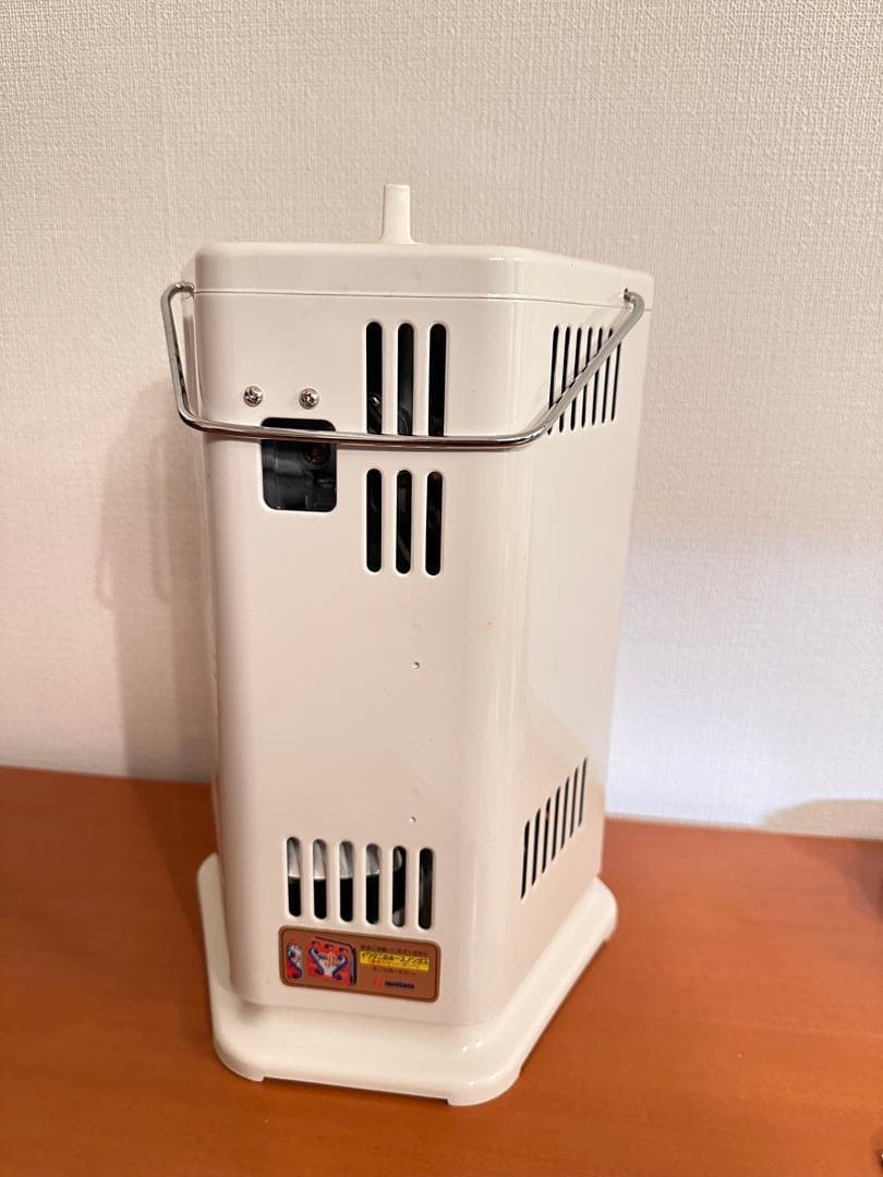 iwatani ポータブルストーブ CB-3 ホワイト