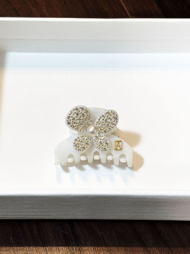 【megu(〃ω〃)】アレクサンドルドゥパリ　クリップ　4cm