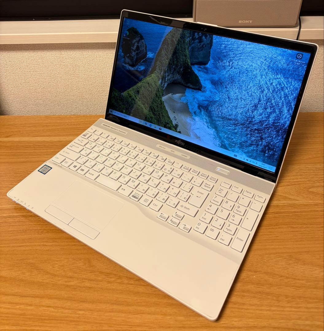 Windowsノート本体 LIFEBOOK AH i3-7130U/4GB/128GB SSD