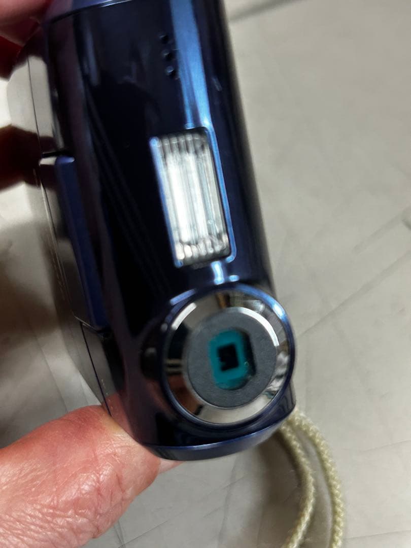 Panasonic SV-AV30 デジタルカメラ