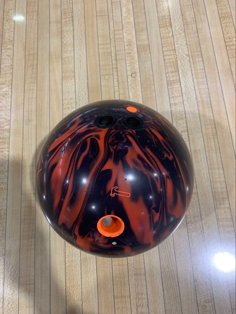 ブラックウィドー3.0 15ポンド ボウリングボール