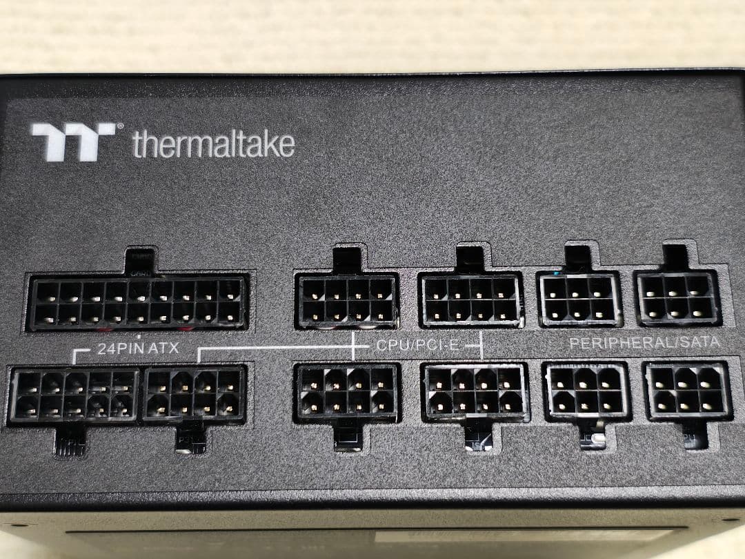 電源ユニット thermaltakeTOUGHPOWERGF11000WGOLD