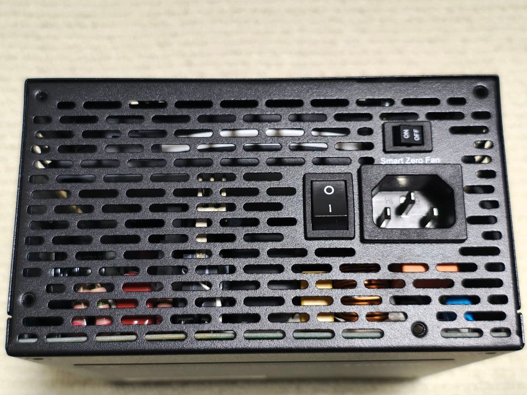 電源ユニット thermaltakeTOUGHPOWERGF11000WGOLD