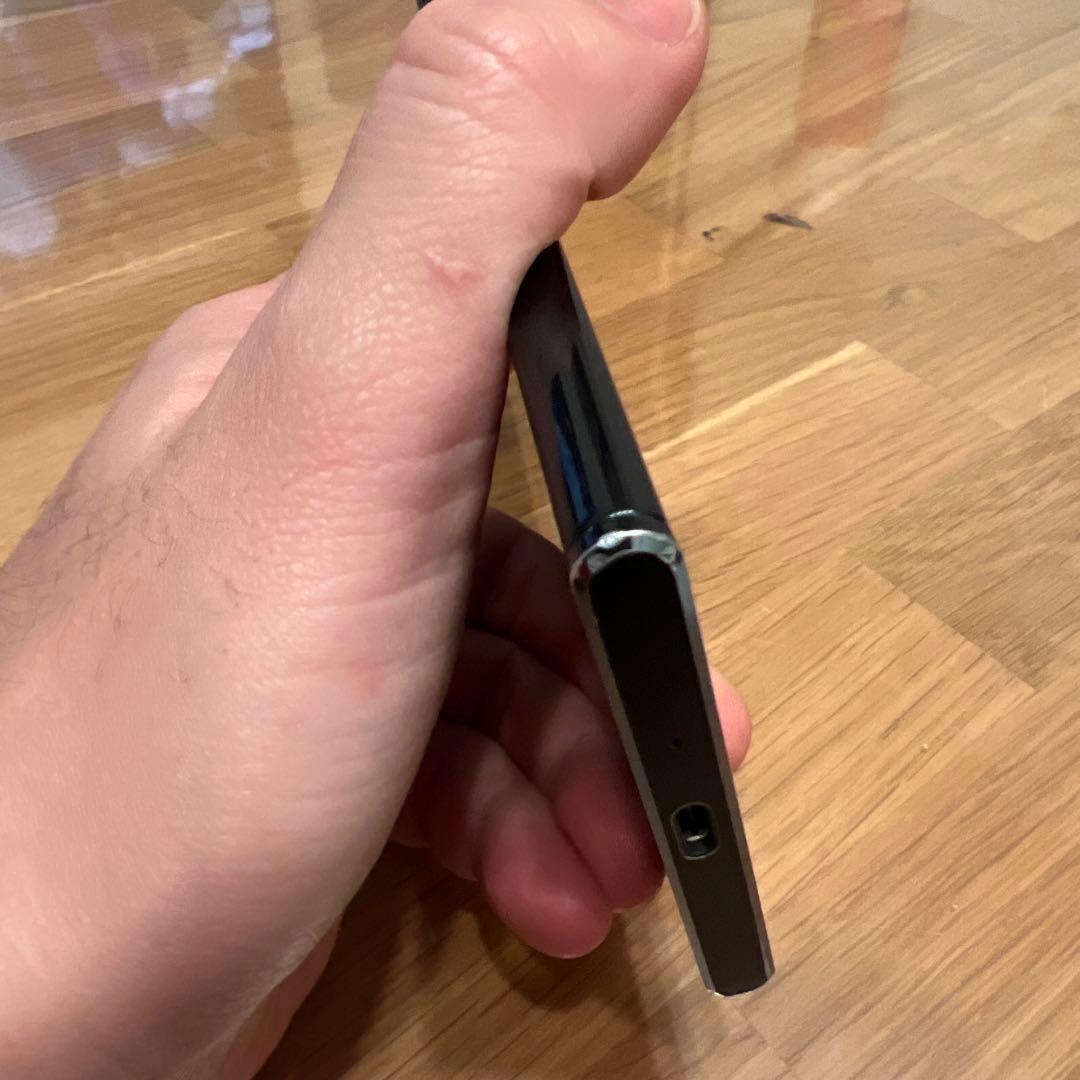 Xperia XZ Premium G8142 香港版