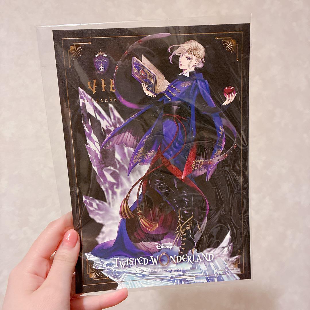 ツイステッドワンダーランド ヴィル・シェーンハイト　1/8スケールフィギュア